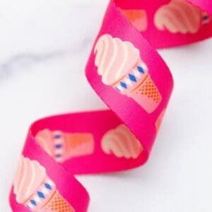 ice cream playful webbing